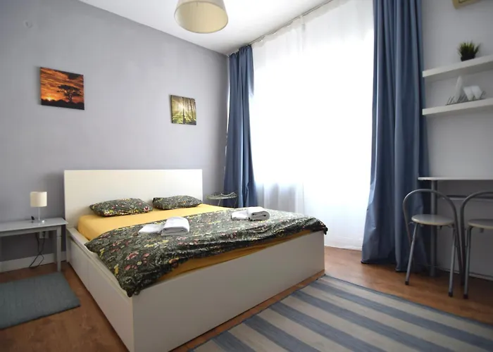 Piata Rosetti * Бухарест